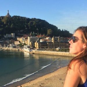 Meet your Posher, Briana